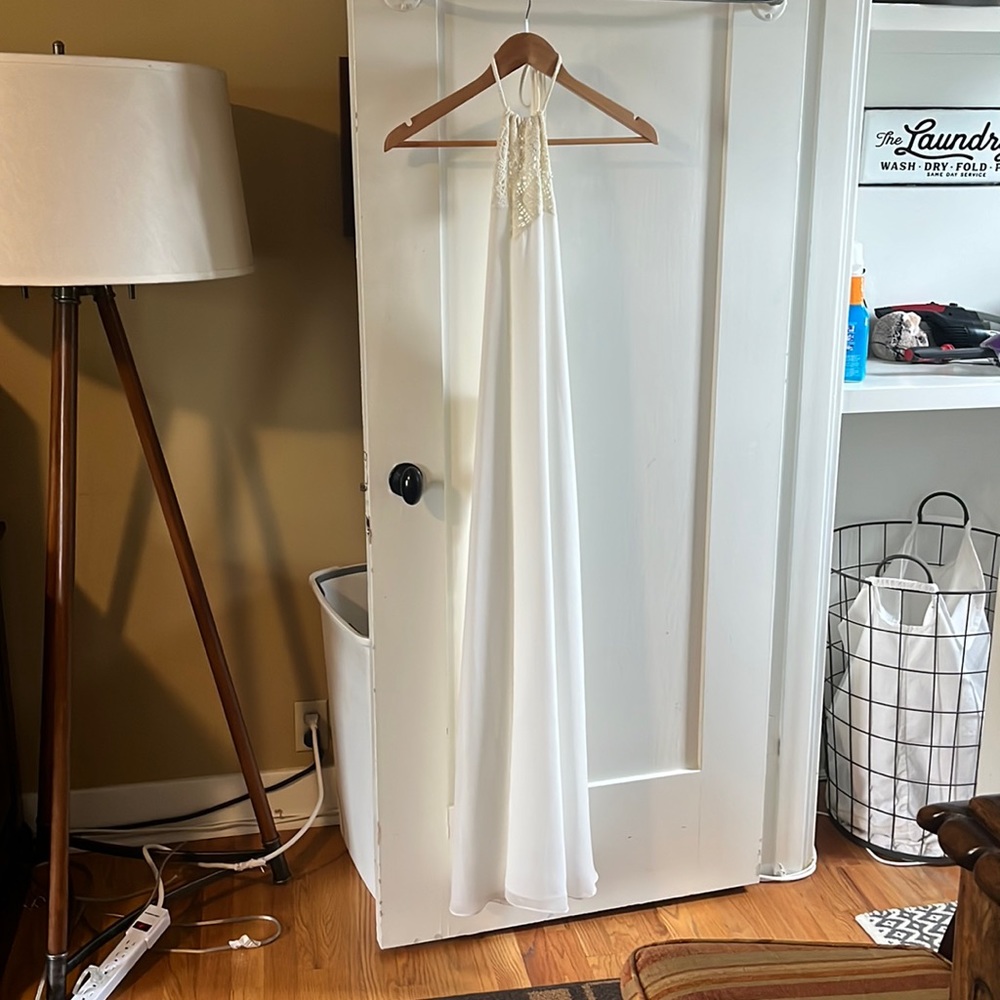 Beautiful maxi dress, in an extra small Lovers + Friends